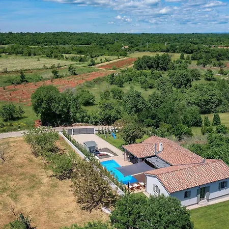 Holiday home Acorn